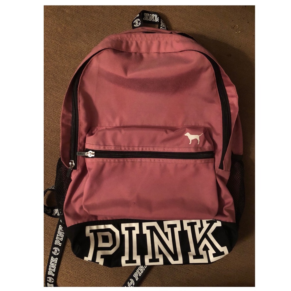 SOLD Pink backpack 🎒